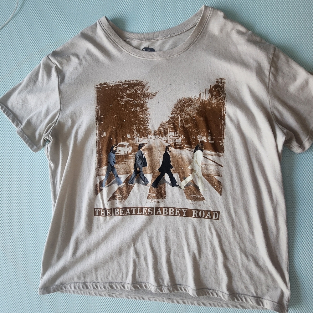 The Beatles Abbey Road Graphic T-Shirt